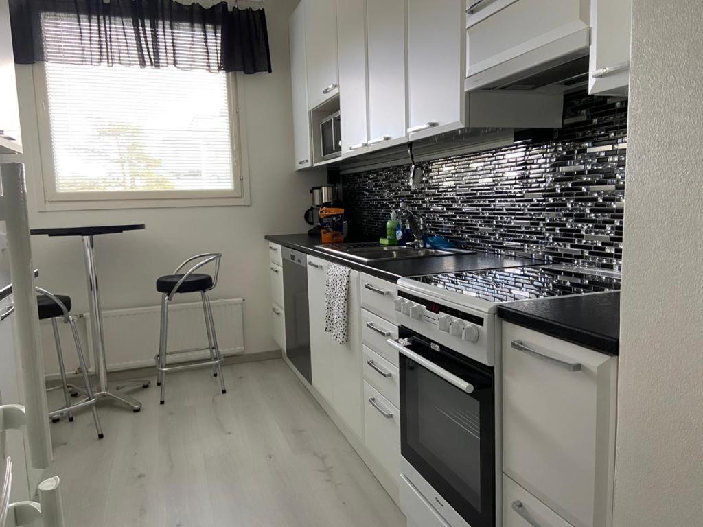 טמפרה M Apartments Tesomankuja מראה חיצוני תמונה